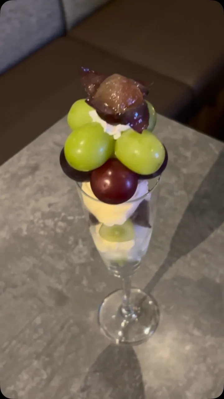 【季節のフルーツパフェぶどう🍇】
